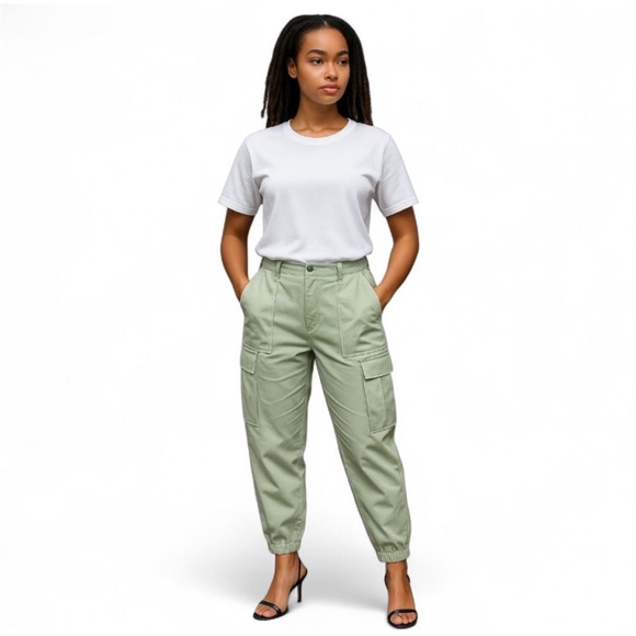 Abercrombie & Fitch Cargo High Waist Tapered Cotton Pants - Picture 1 of 7